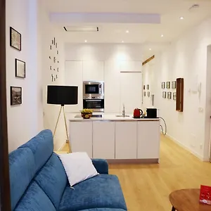 Piso Moderno A 2 Minutos Del Casco Viejo Con Parking Gratis Apartamento